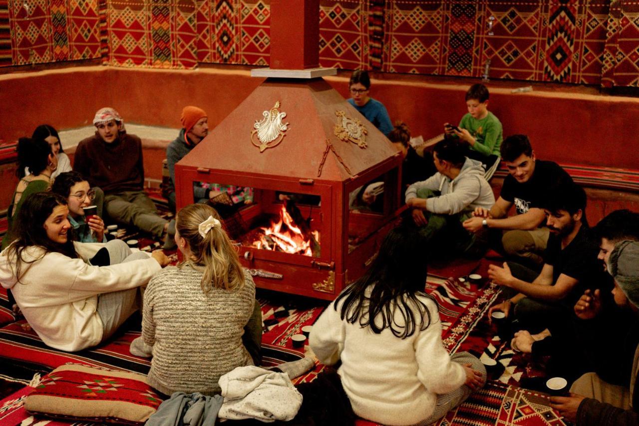 Wadi Rum Sunrise Camp 외부 사진