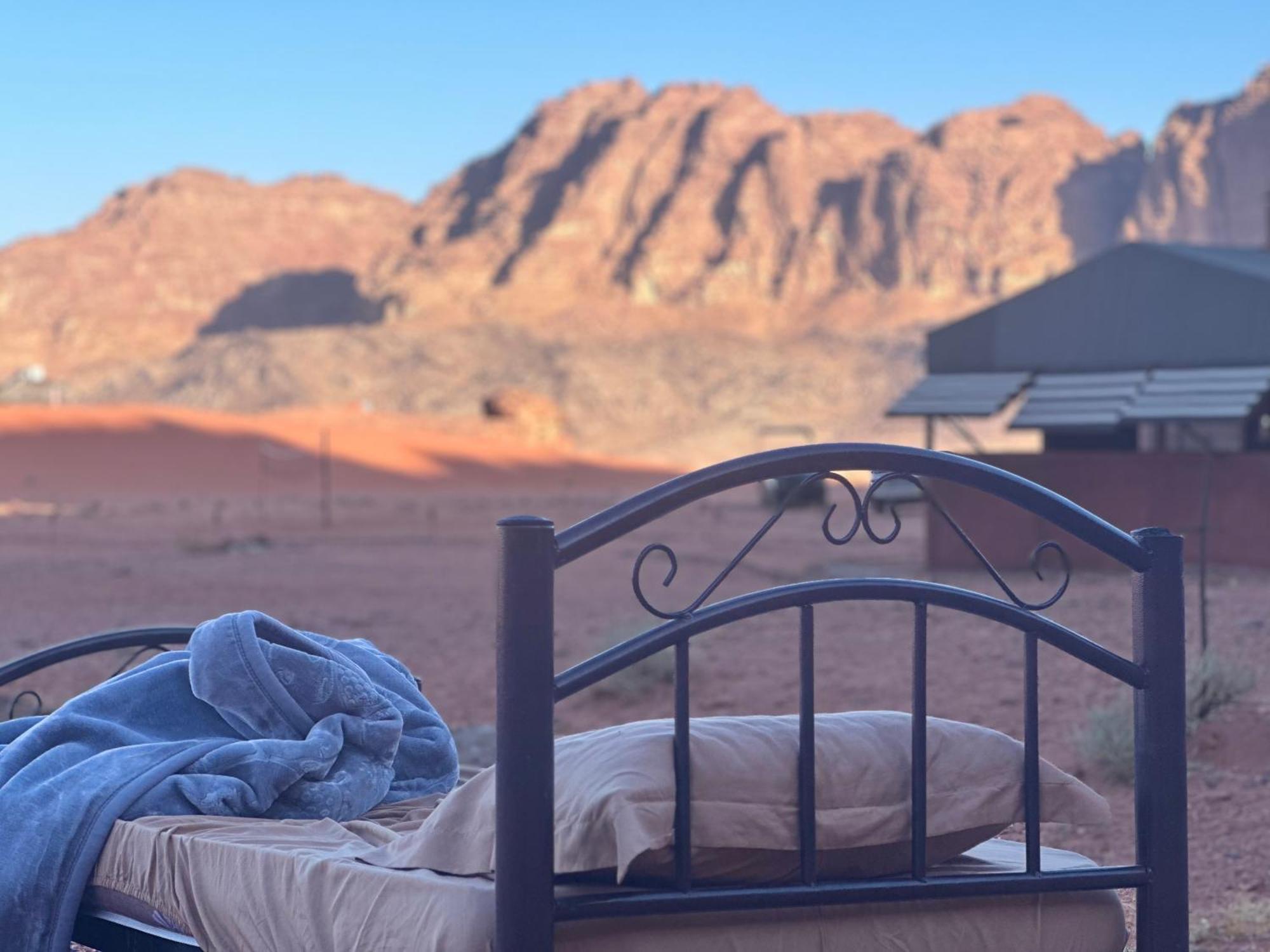 Wadi Rum Sunrise Camp 외부 사진