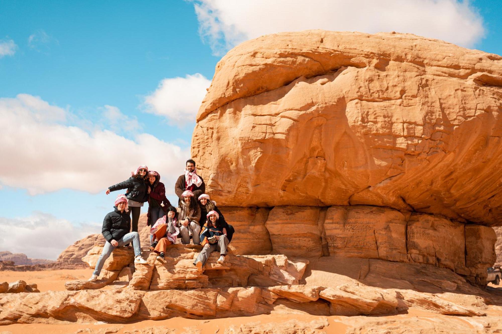 Wadi Rum Sunrise Camp 외부 사진
