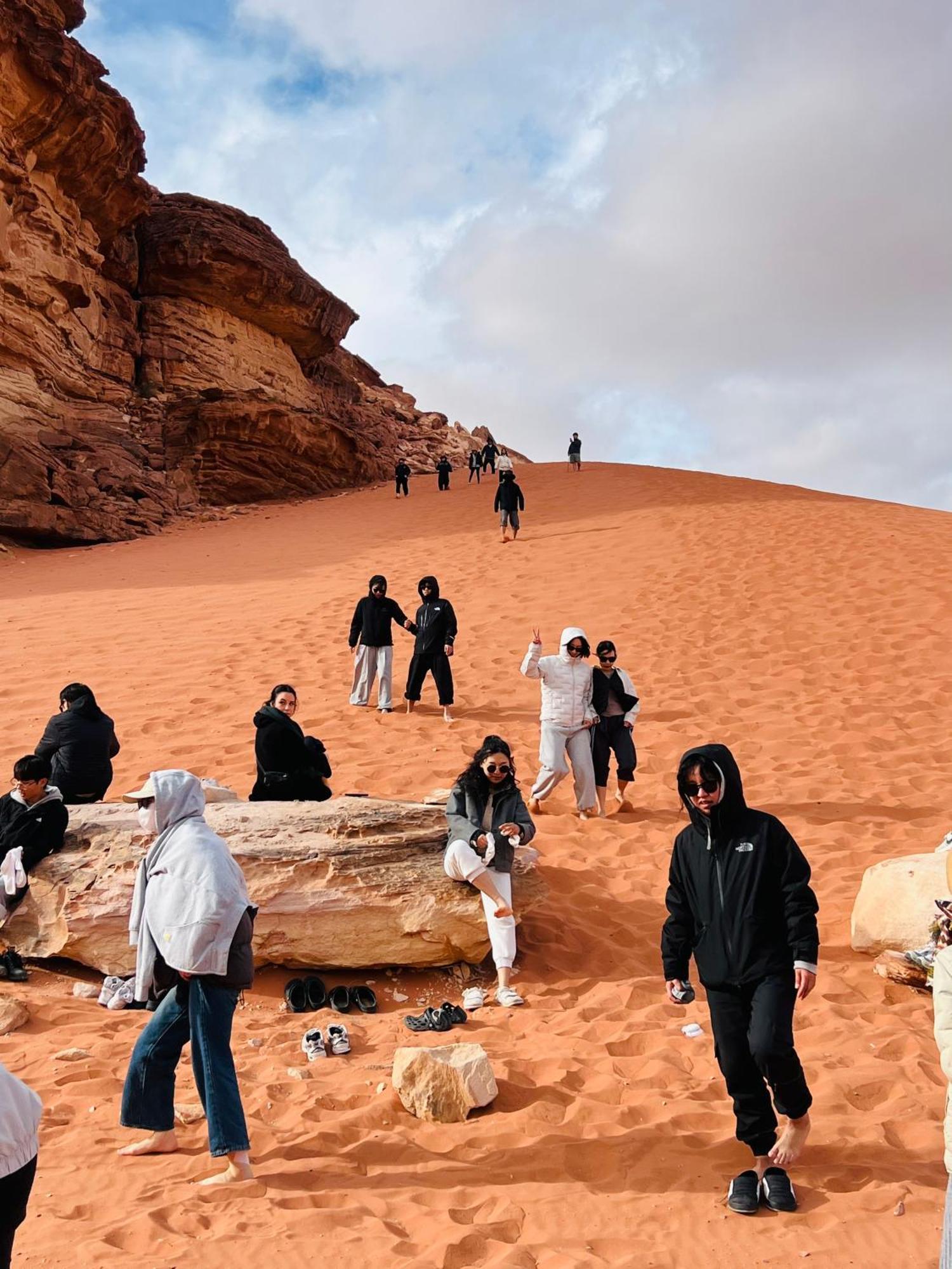 Wadi Rum Sunrise Camp 외부 사진