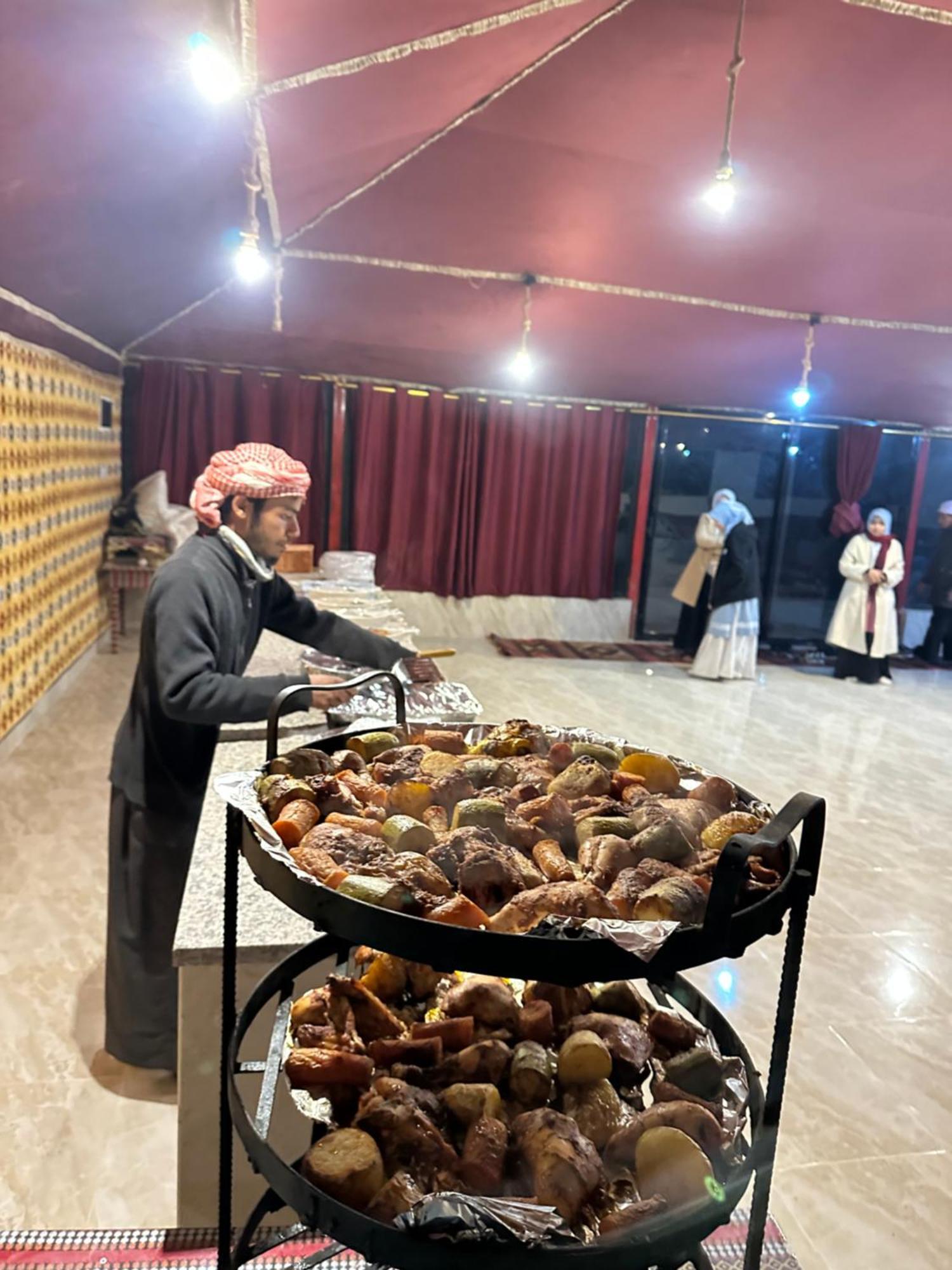 Wadi Rum Sunrise Camp 외부 사진